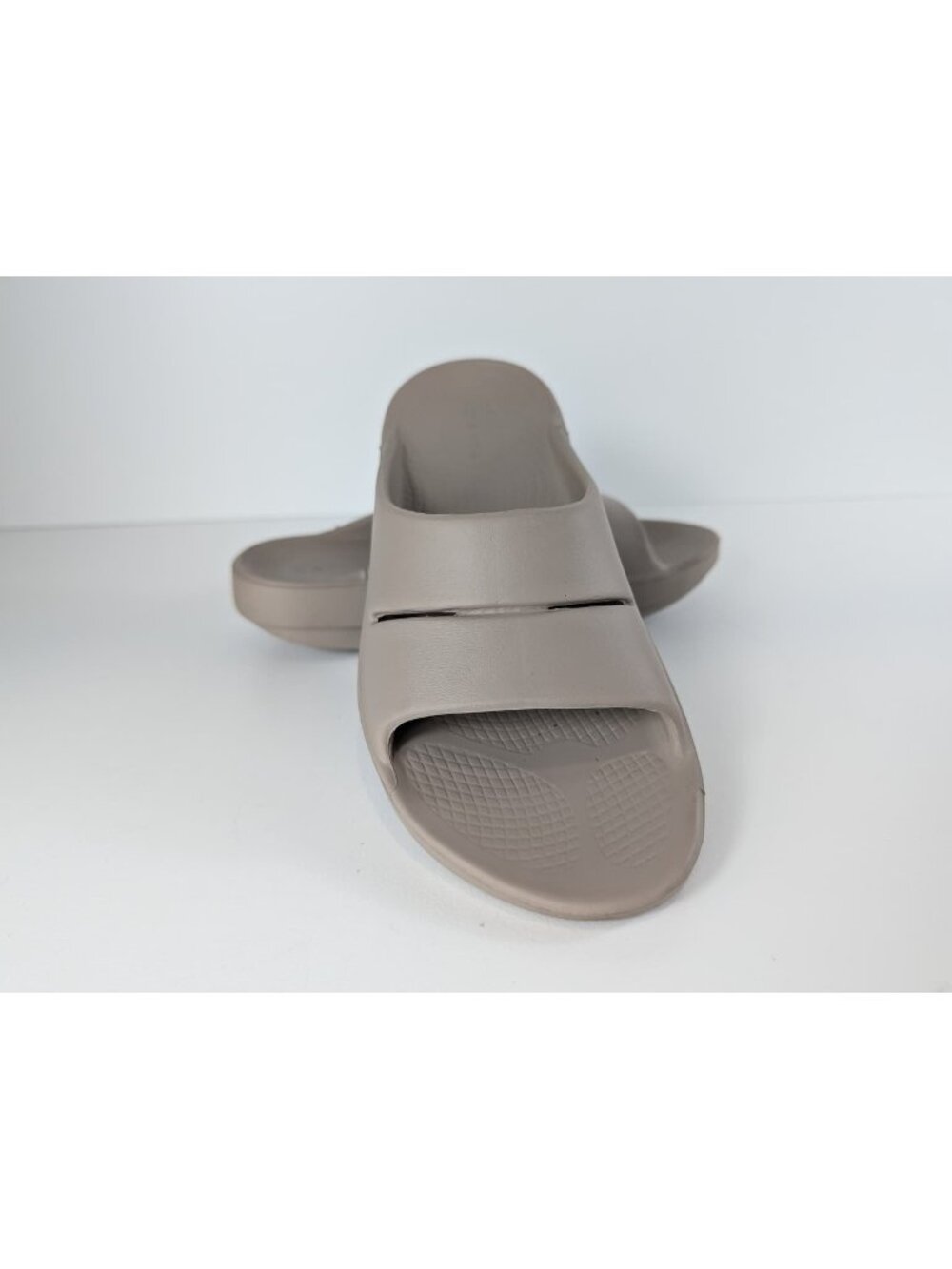 OOFOS OOriginal Recovery Slide Sandals Taupe M6/W8 EU39